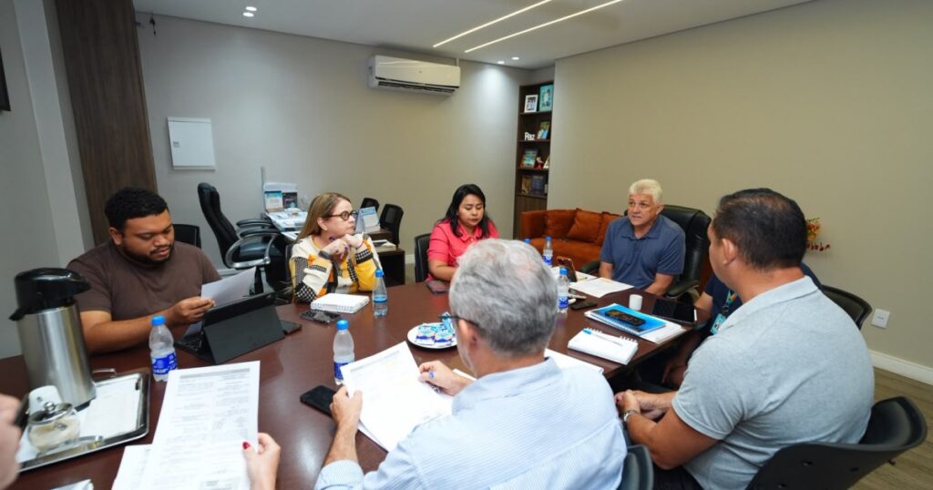 Manaus Smart City reúne comitê para estruturar ações do Disv